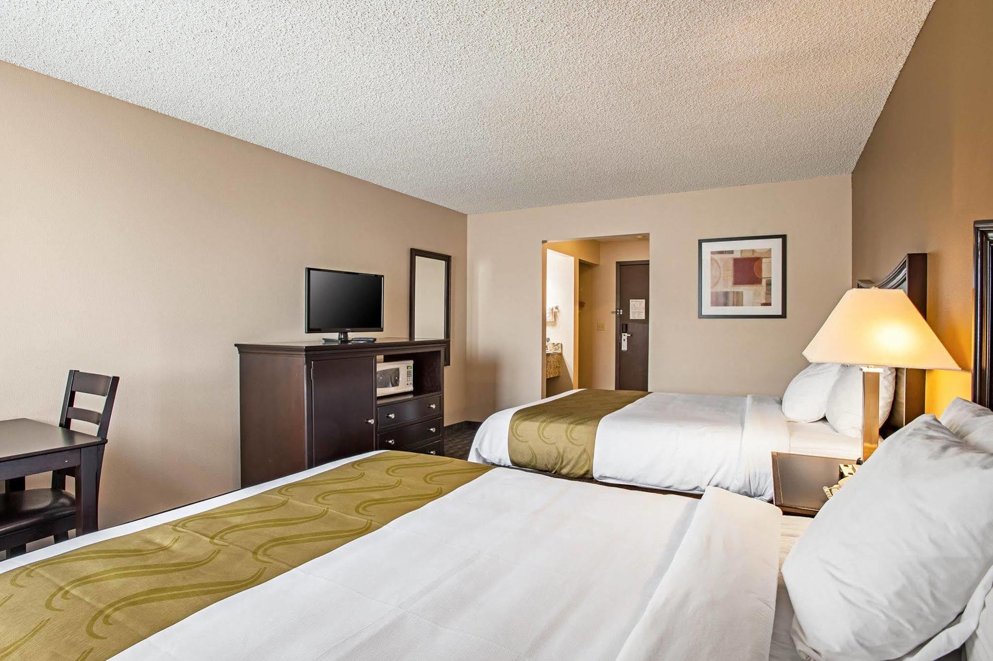 Quality Inn & Suites Kenedy - Karnes City Exterior photo